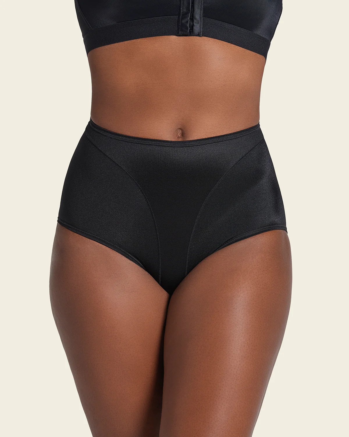 Culotte gainante classique de contrôle modéré sur l'abdomen – Image 4