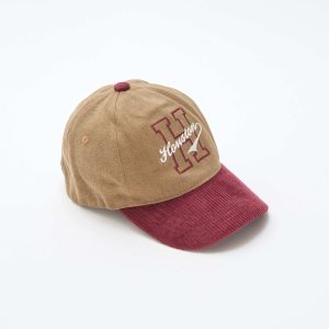 Casquette avec visière en matière côtelée MARRON