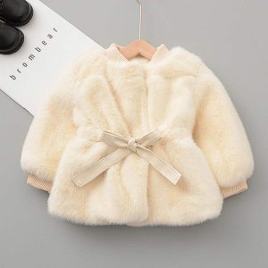 Manteau bébé effet fausse fourrure