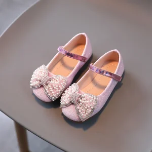 Ballerine fille noeud de papillon de Noël