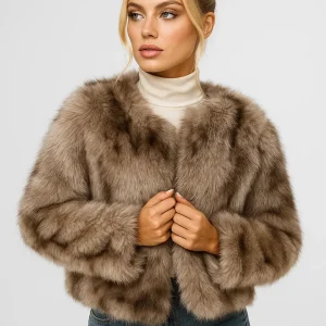 Veste courte Femme | fausse fourrure | volume luxueux pour Hiver